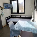 Comfortable In Arginonta, 52 M², Near The Sea 아파트 *