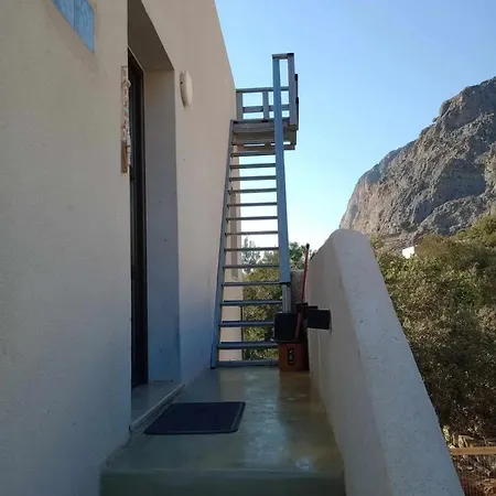 Comfortable In Arginonta, 52 M², Near The Sea 아파트