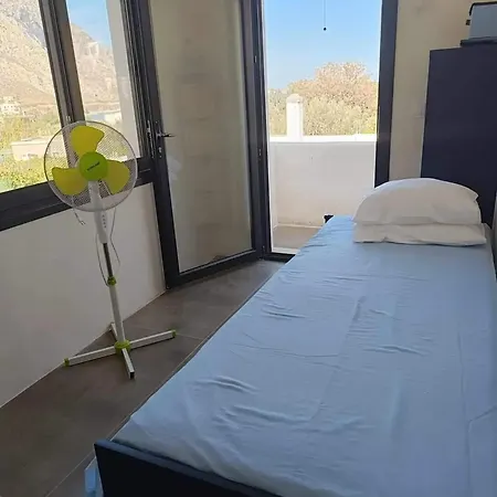 Comfortable In Arginonta, 52 M², Near The Sea 아파트 *