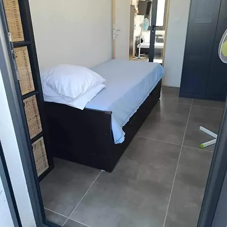 아파트 Comfortable In Arginonta, 52 M², Near The Sea