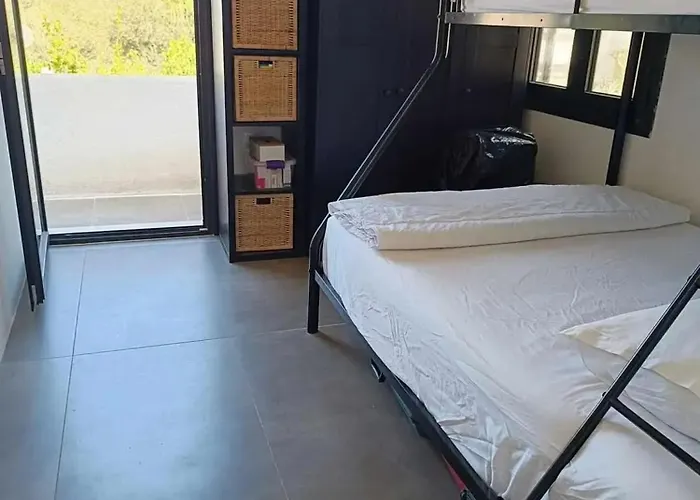 Comfortable Apartment In Arginonta, 52 M², Near The Sea